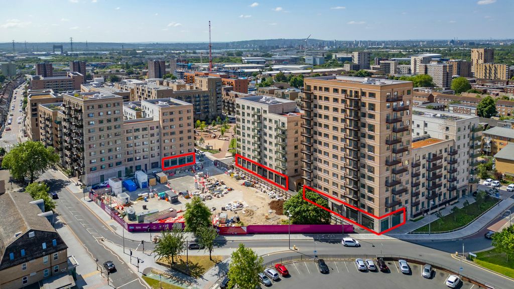 Property photo 1 of 16 10Gascoignecommercial.Jpg