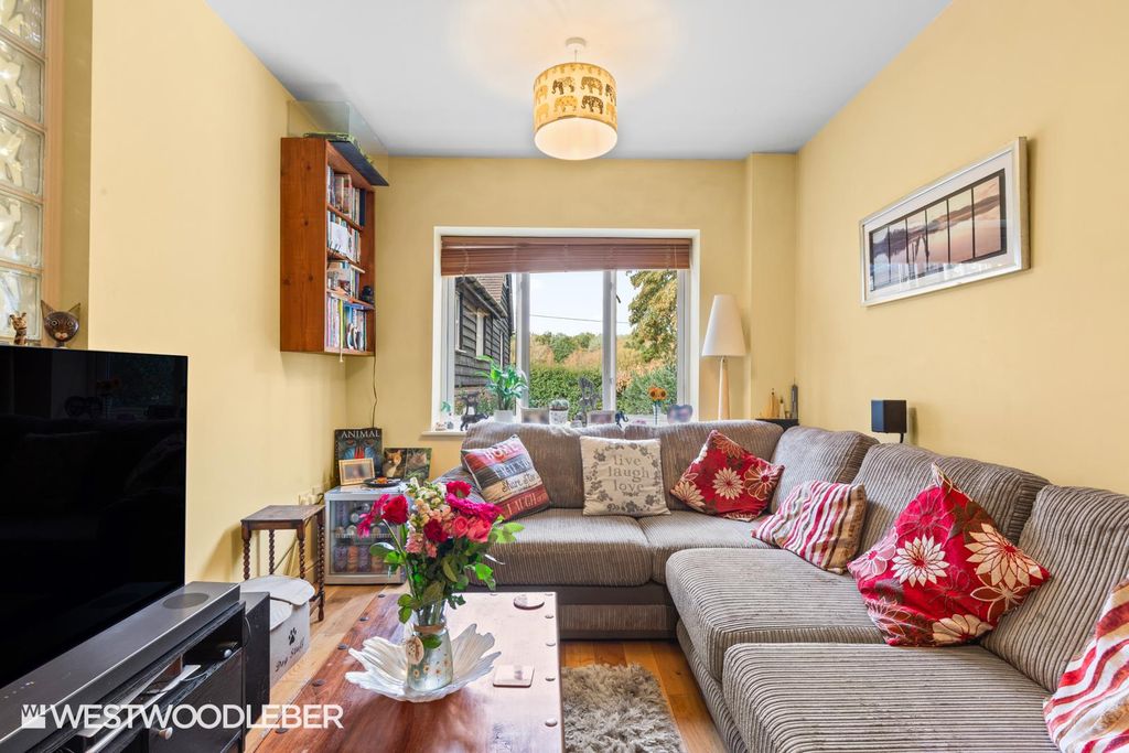 Property photo 3 of 24 Highfieldfarm_2.Jpg