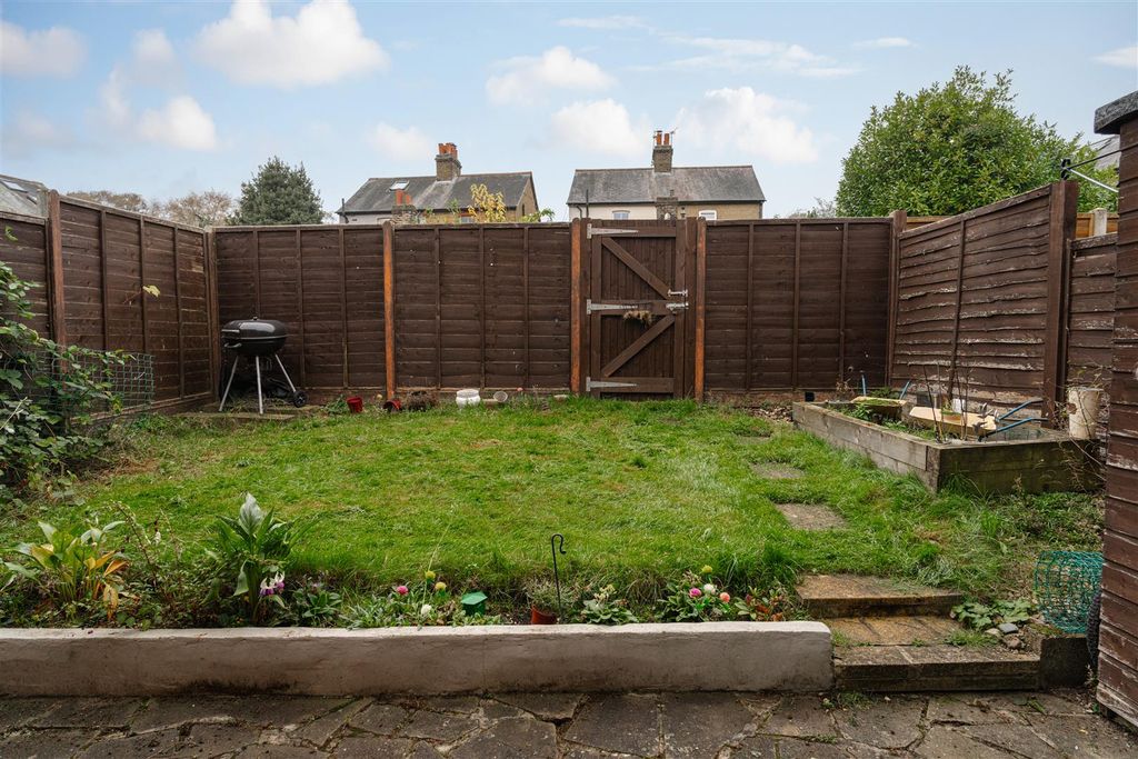 Property photo 2 of 16 Clean 12.Jpg
