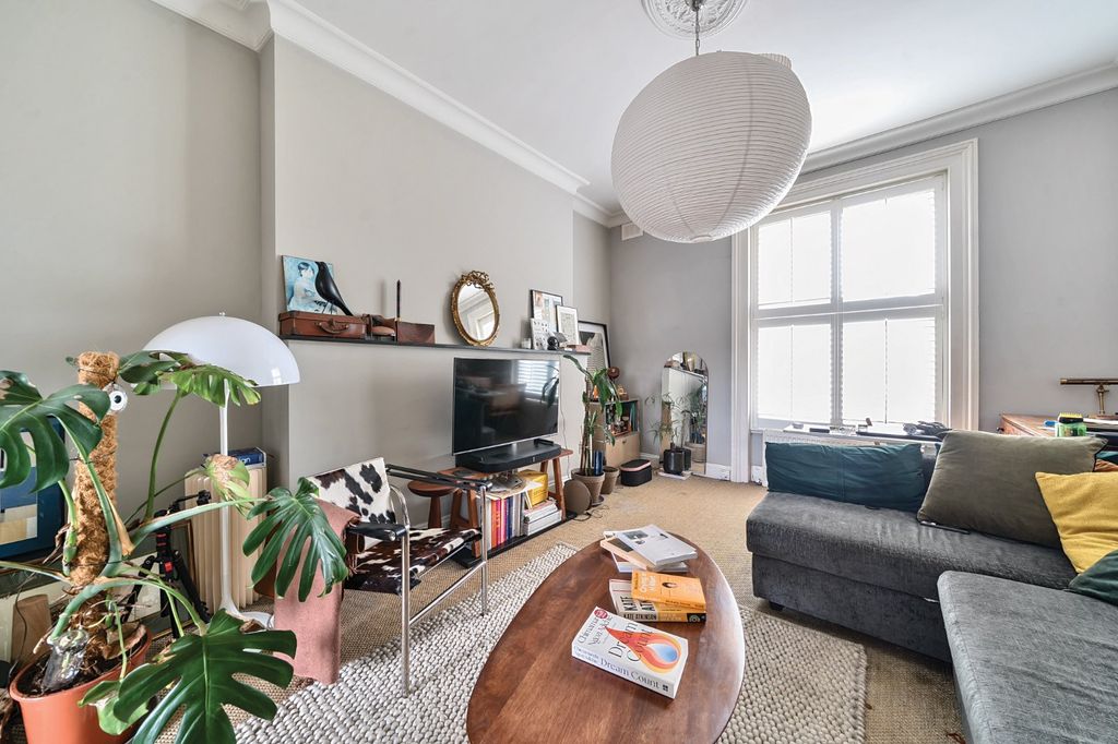 Property photo 2 of 7 Picture No. 13