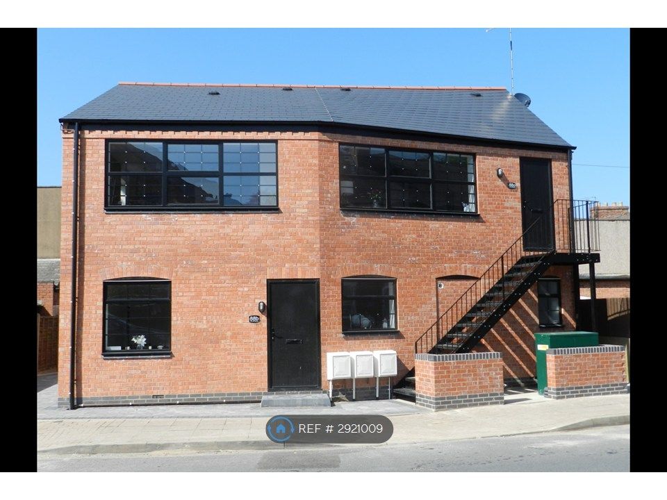 Property photo 1 of 10 Front-External