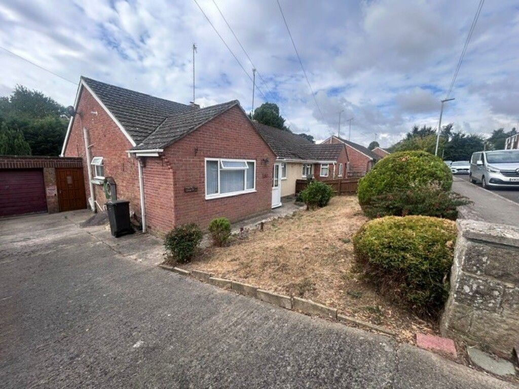 Property photo 1 of 11 Front External