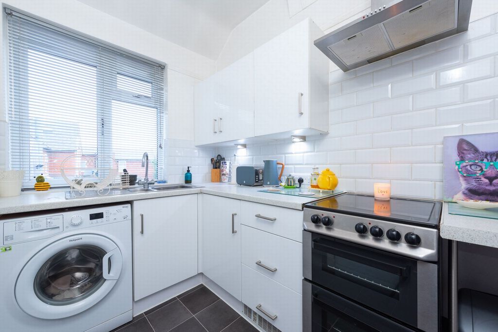 Property photo 2 of 8 Photo 2