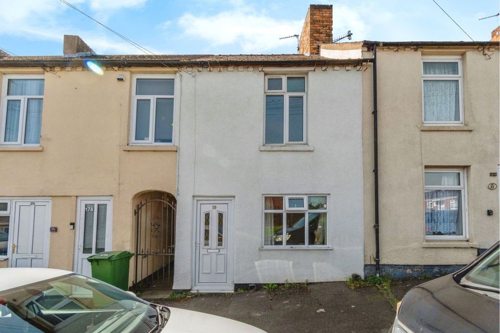 Property photo 1 of 15