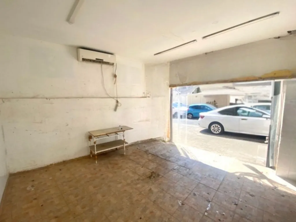 Property photo 1 of 3