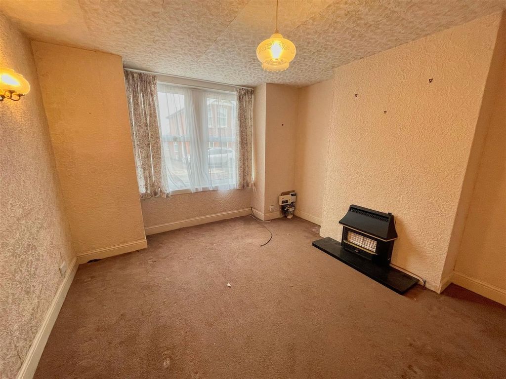 Property photo 3 of 10 3.Jpg