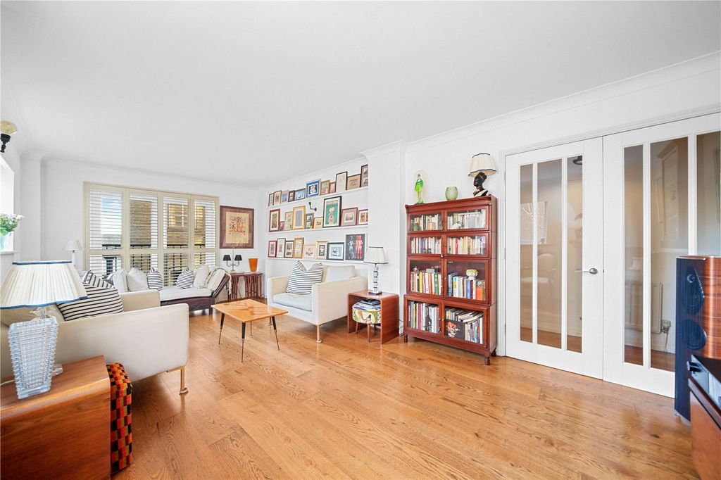 Property photo 1 of 33 Picture No. 03