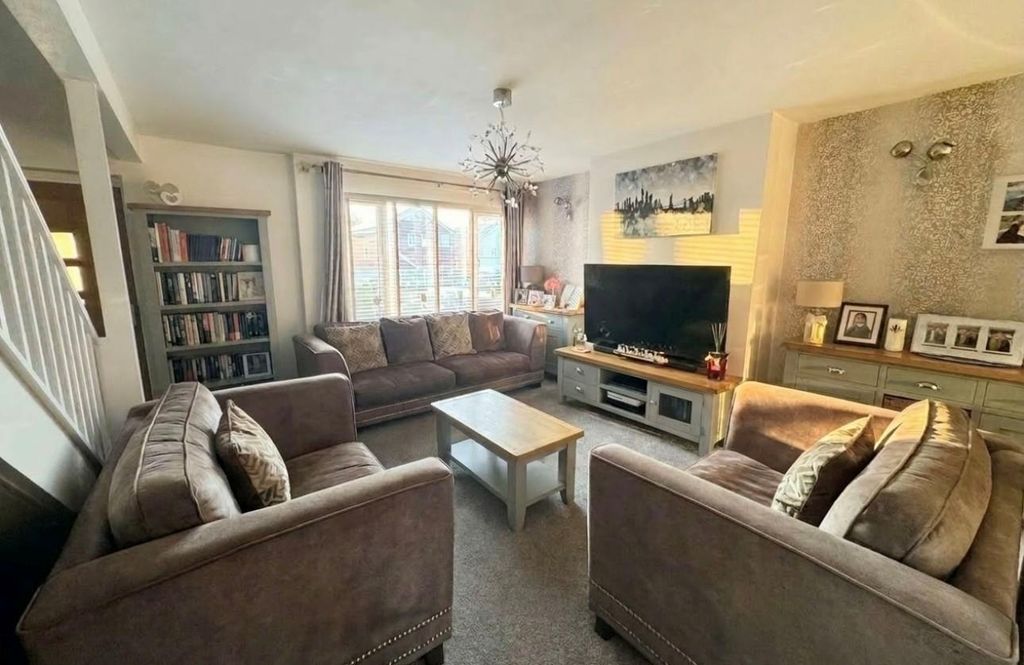 Property photo 3 of 25 70.Jpg