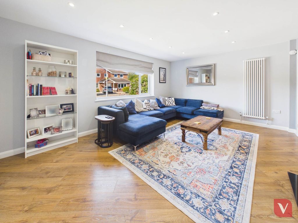 Property photo 2 of 22