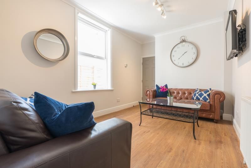 Property photo 1 of 14 Photo 0