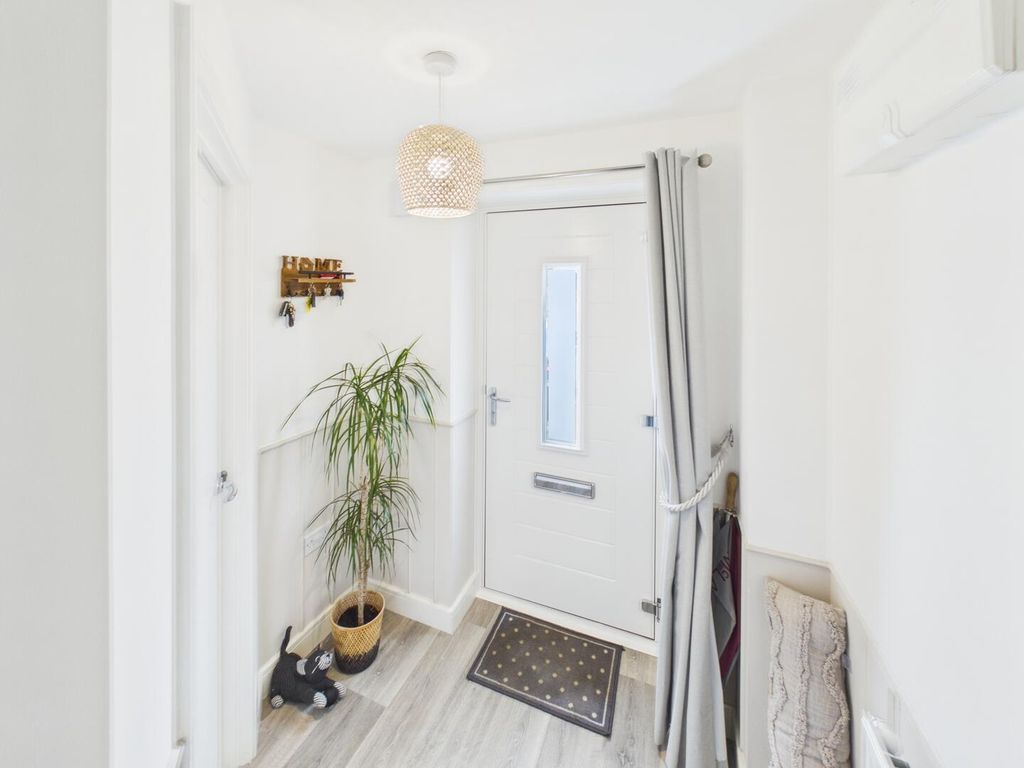 Property photo 3 of 22 Hallway