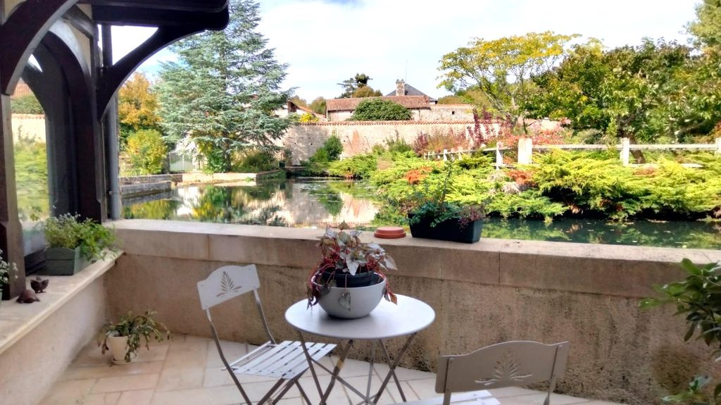 Property photo 1 of 27