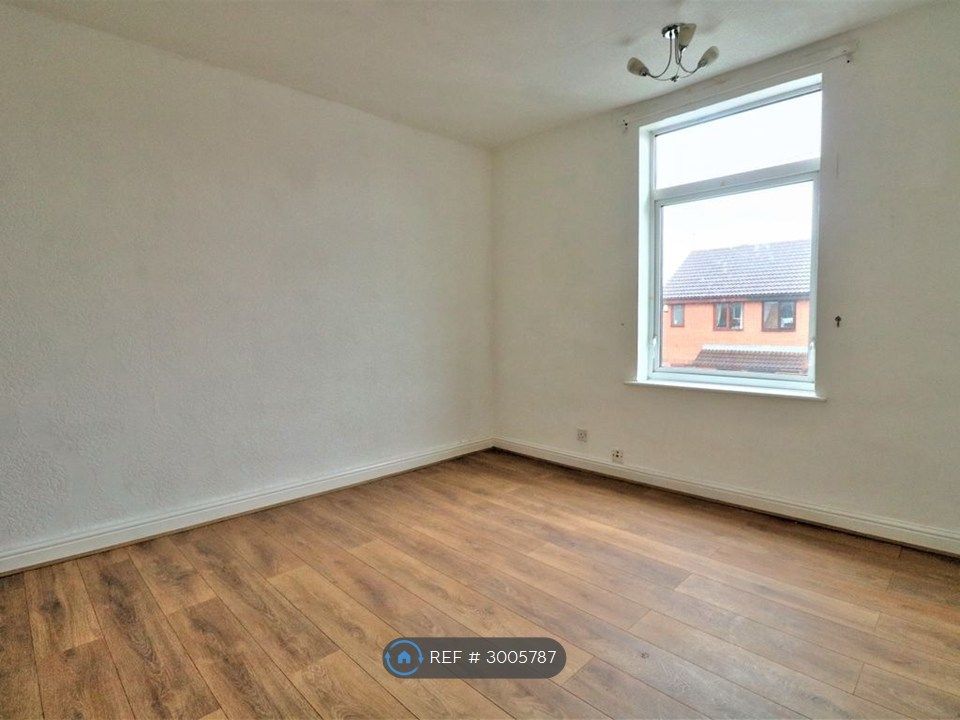 Property photo 2 of 3