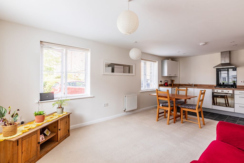 Property photo 1 of 17 640428_6_10867094