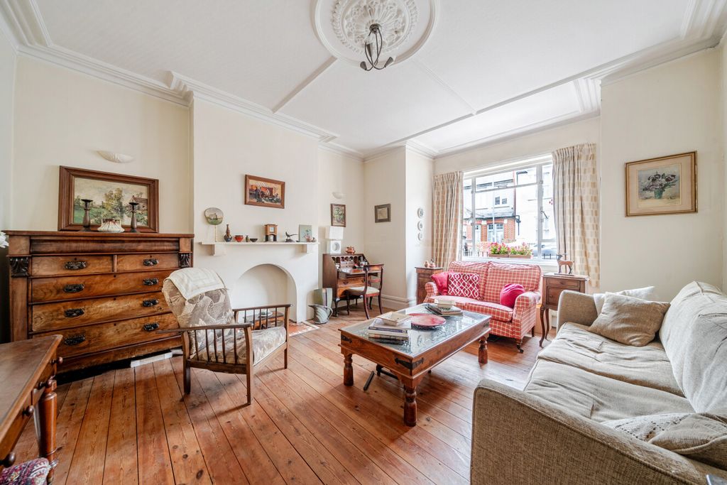 Property photo 2 of 14 1525298-15-6Aba7B...