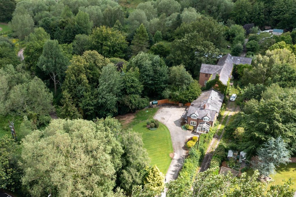 Property photo 2 of 26 Millfieldcottage-22.Jpg