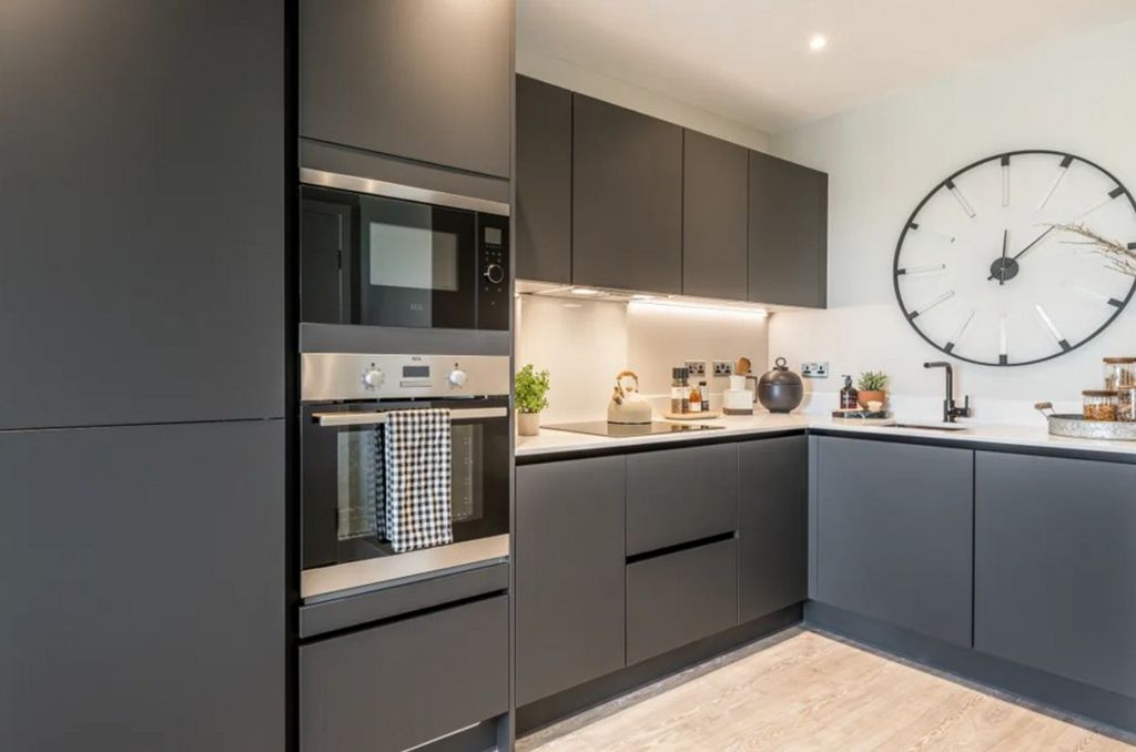 Property photo 2 of 7