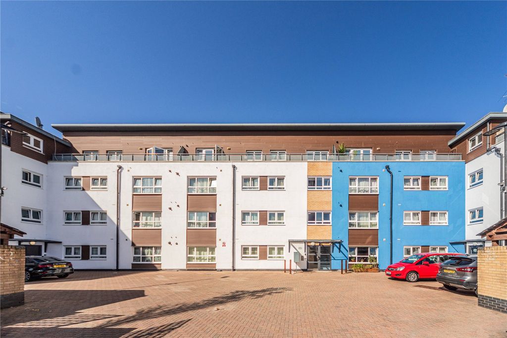 Property photo 3 of 12 Picture No. 04