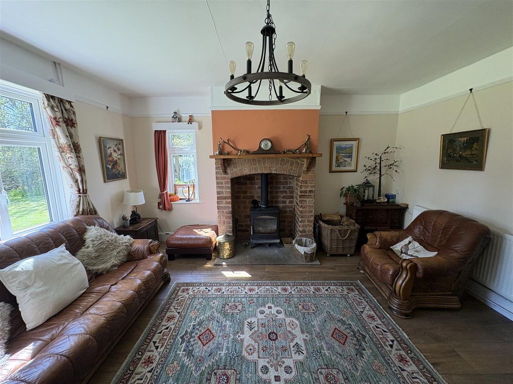 Property photo 2 of 10 Img_1452.Jpg