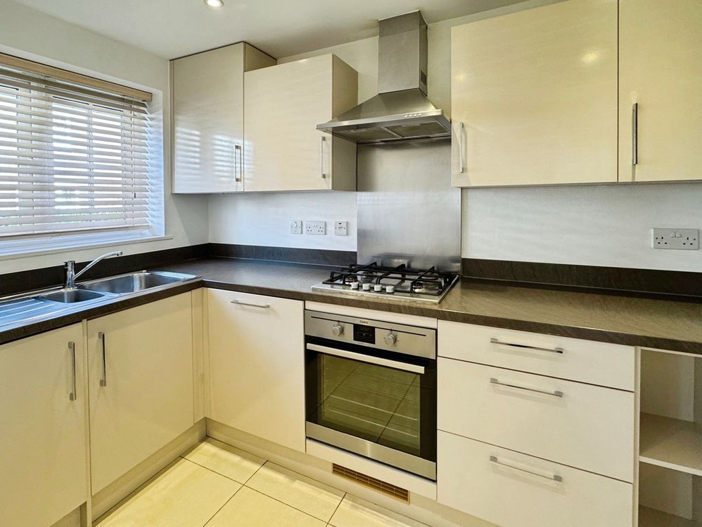 Property photo 3 of 11 Pbox-Img.Jpg