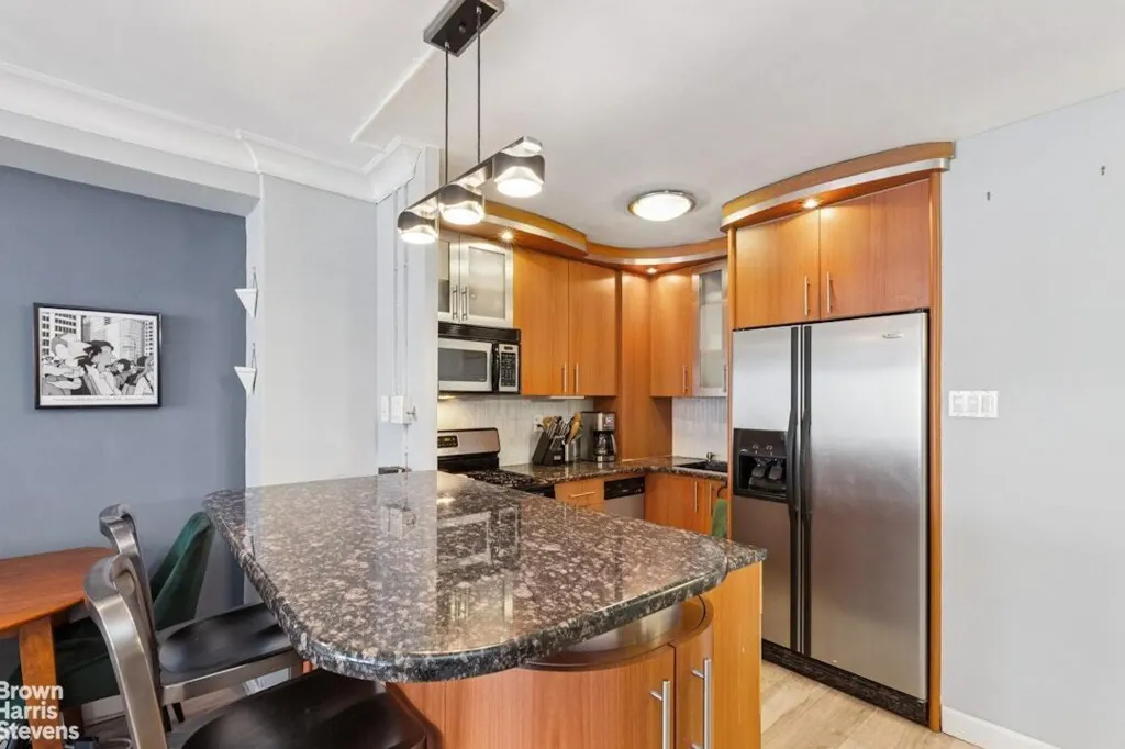 Property photo 3 of 13 <Alttext/>