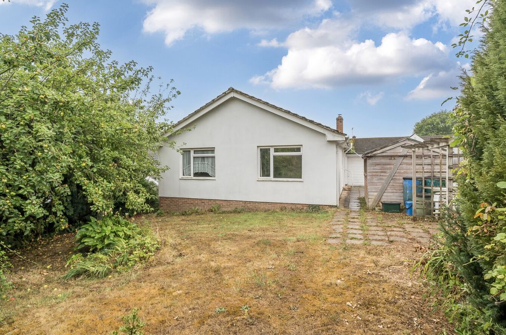 Property photo 1 of 18 1340882-10-68A493...