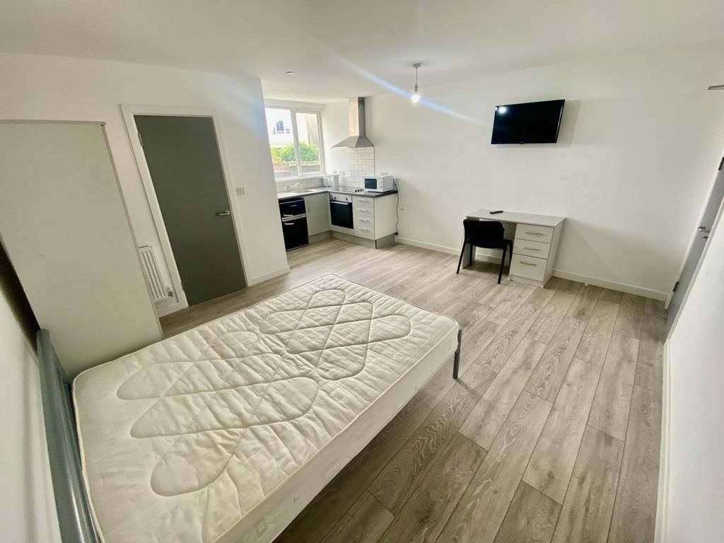 Property photo 1 of 5 Img_8024