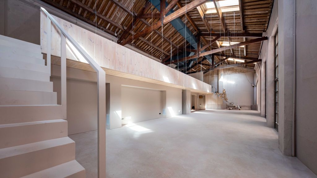 Property photo 2 of 14 80438 Small-3.Jpg