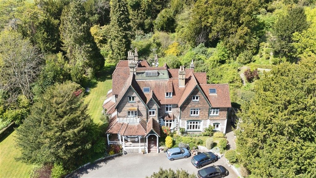 Property photo 1 of 17 External (Web)