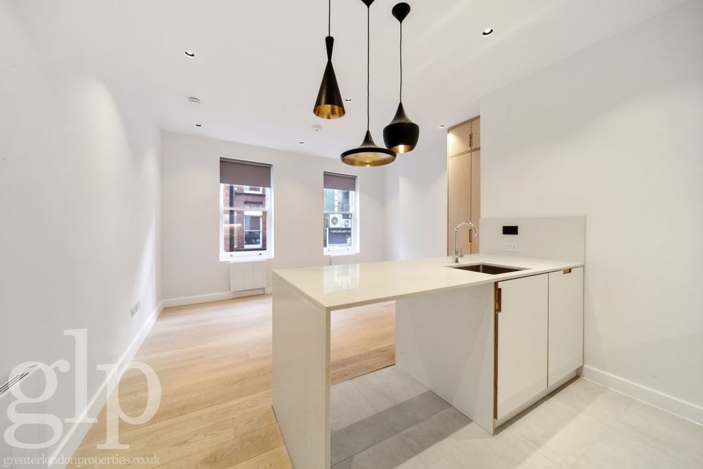 Property photo 2 of 11 2556633