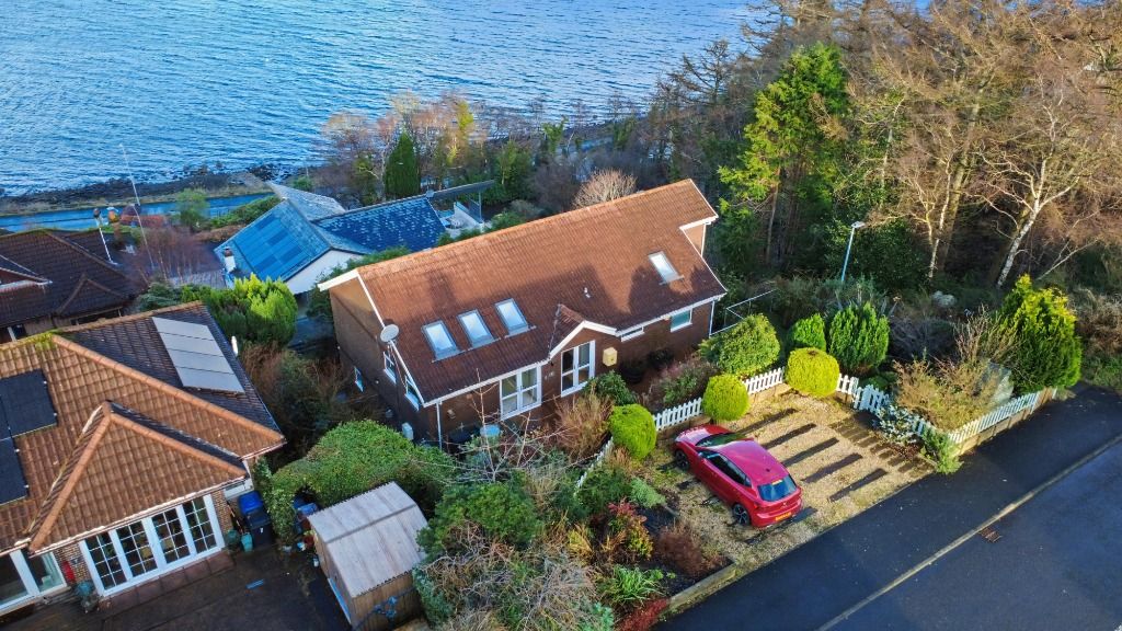 Property photo 2 of 46