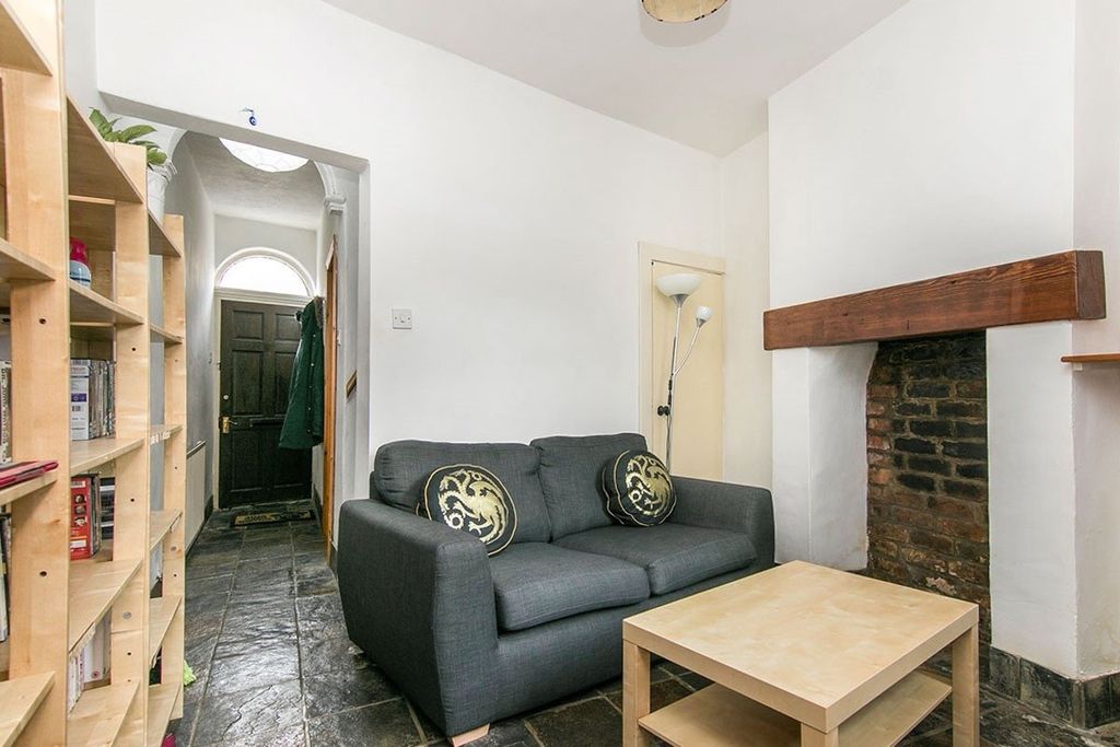 Property photo 2 of 8 Picture No. 05