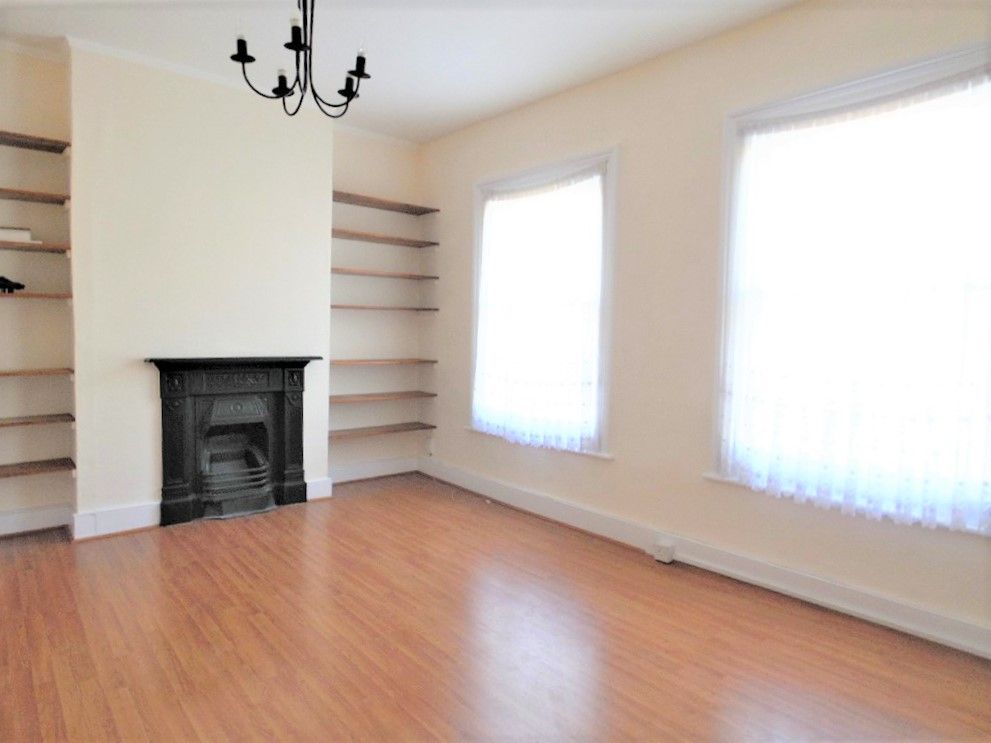 Property photo 2 of 12