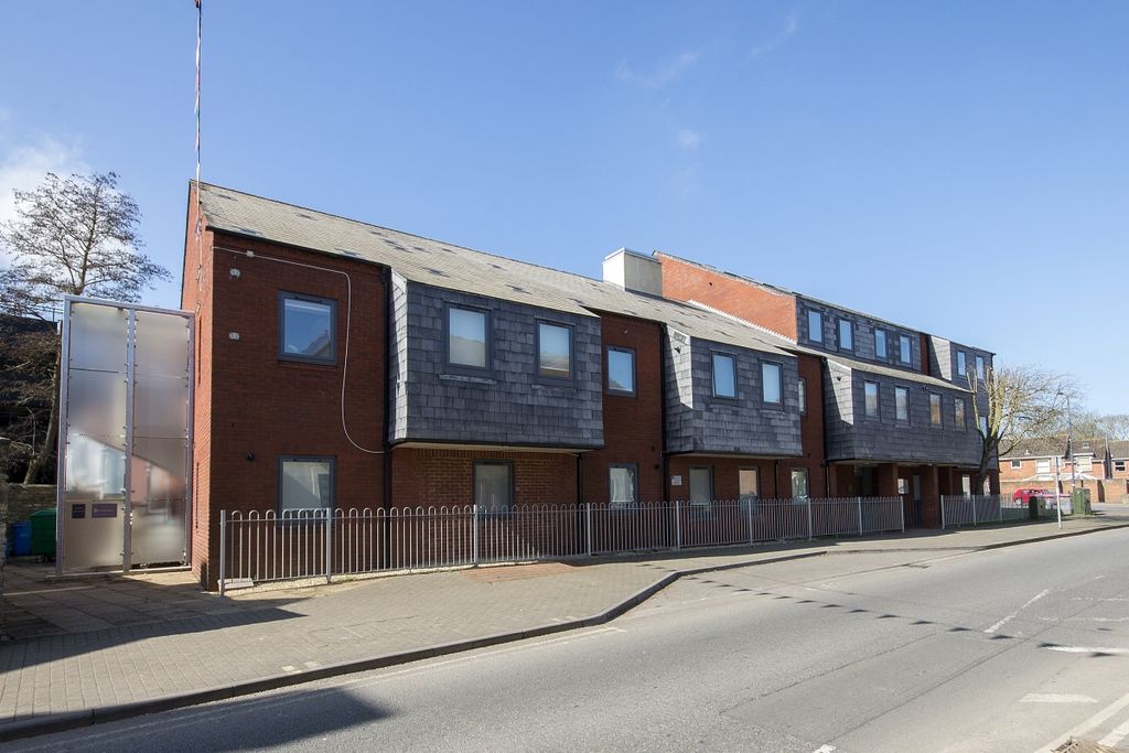 Property photo 1 of 7 Image (112)