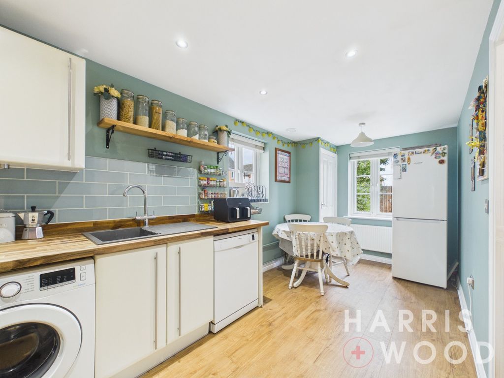 Property photo 3 of 24 5142343