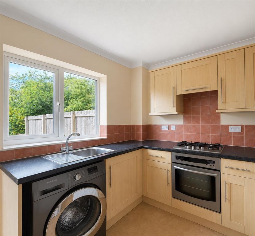 Property photo 2 of 9 Kitchen.Png