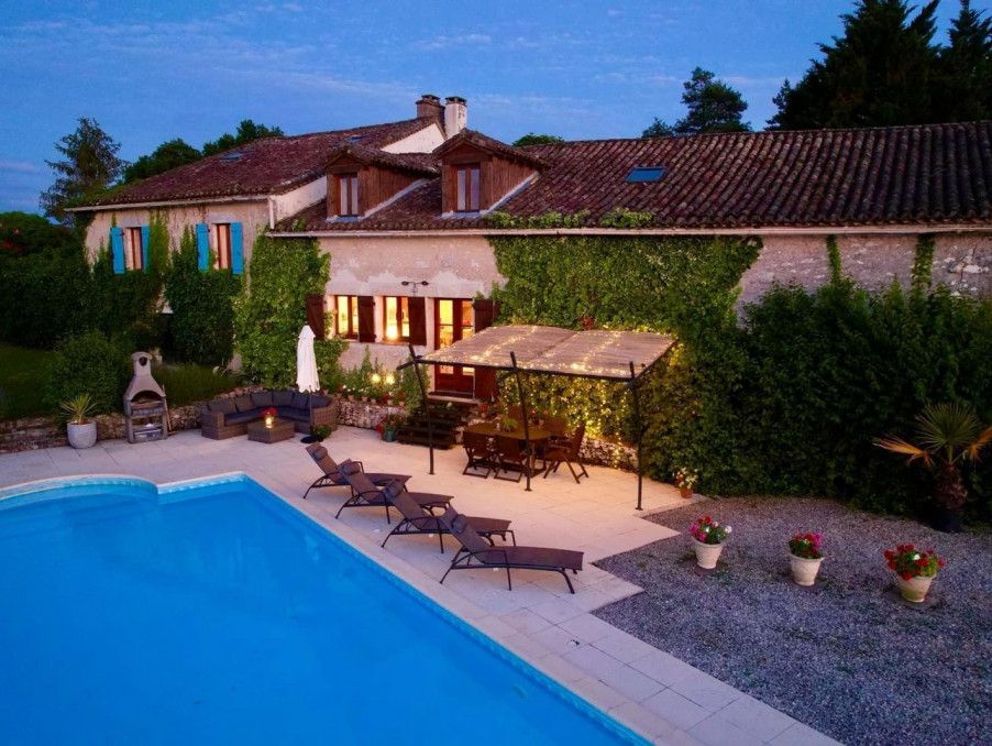 Property photo 2 of 24