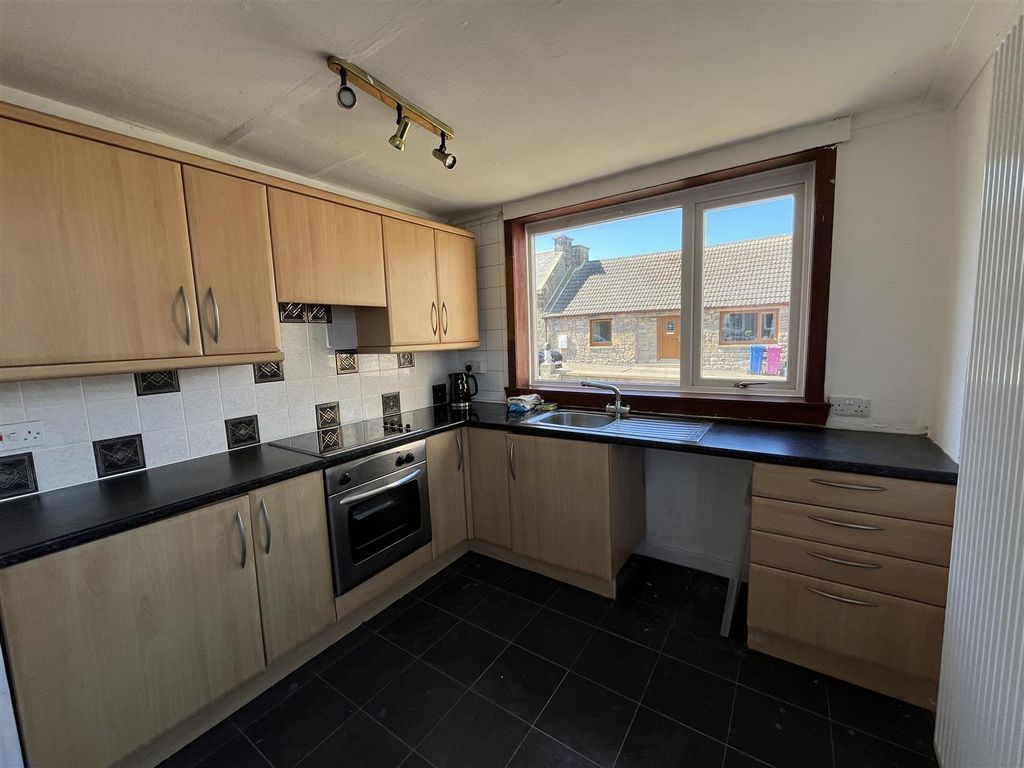 Property photo 2 of 13 Kitchen