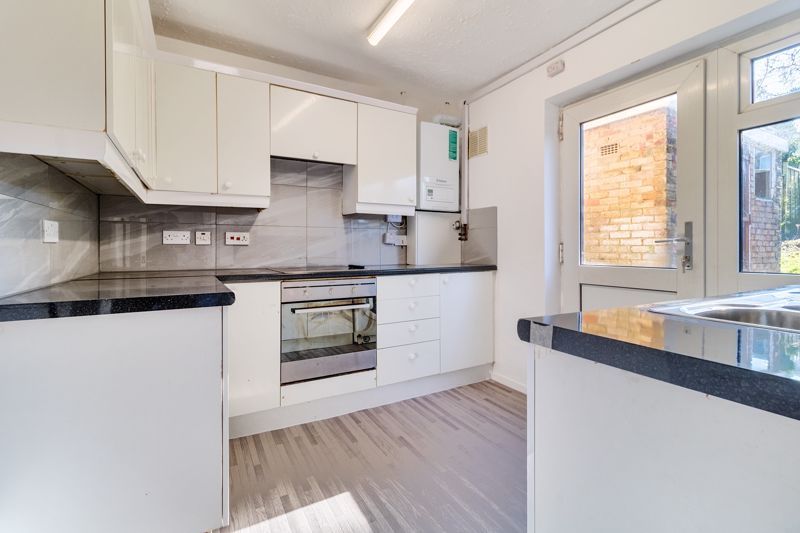 Property photo 2 of 17 Kitchen