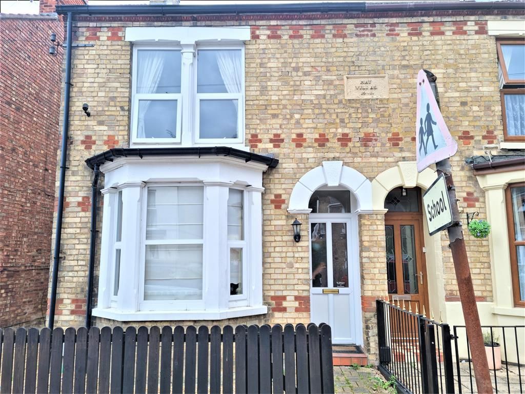 Property photo 2 of 7 Front