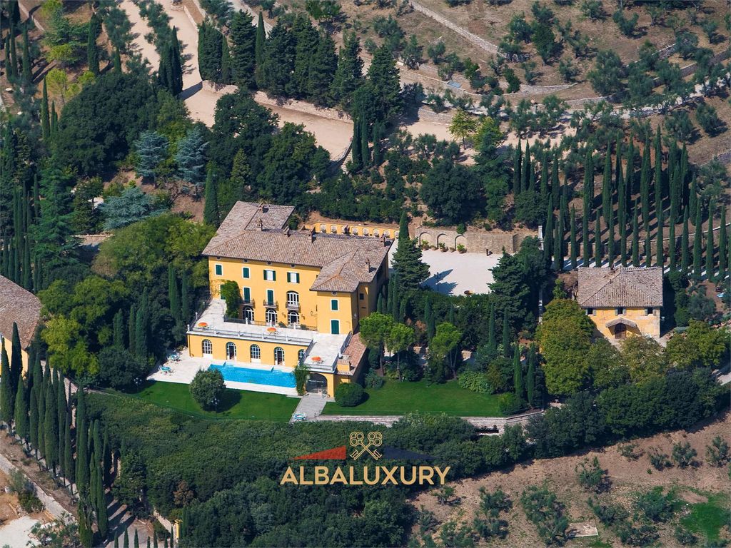 Property photo 1 of 34