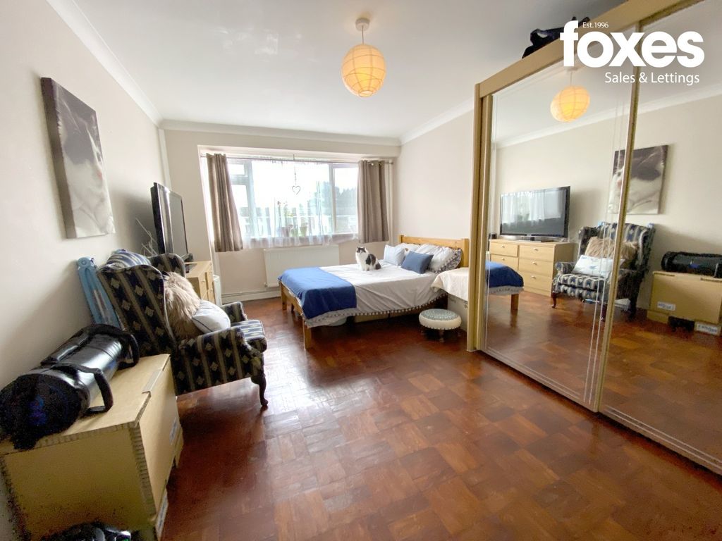 Property photo 3 of 8 3638463