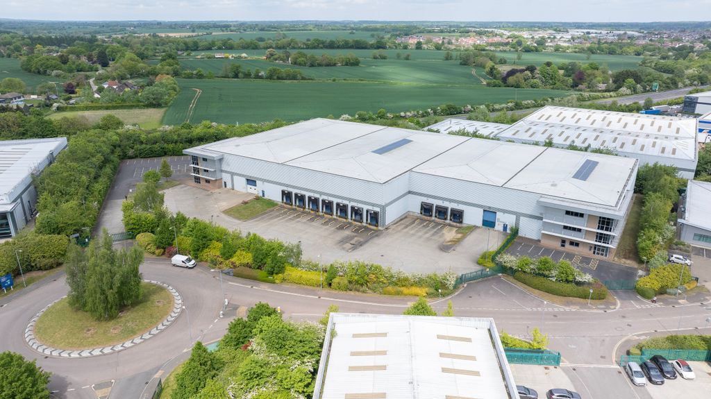 Property photo 1 of 8