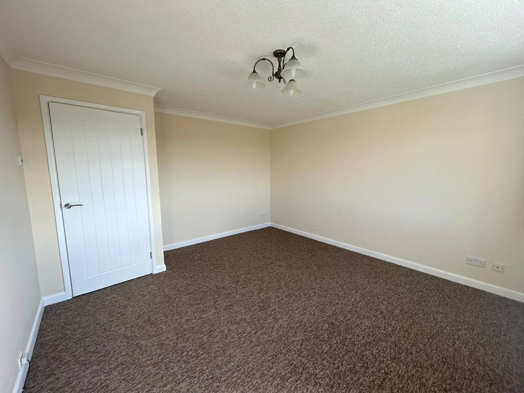 Property photo 3 of 7 Picture No. 21