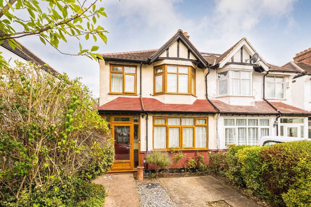 Property photo 1 of 6