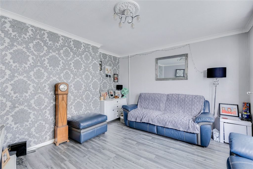 Property photo 3 of 24 Picture No. 09