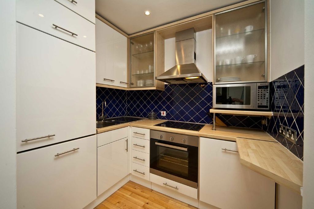 Property photo 2 of 3