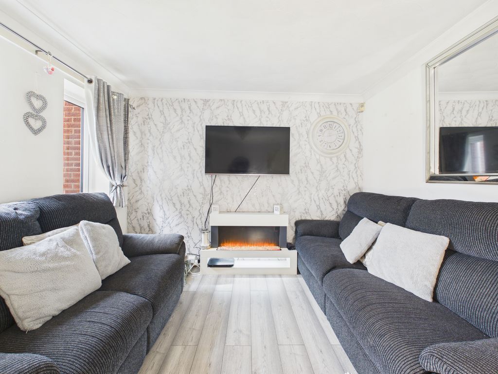 Property photo 3 of 16