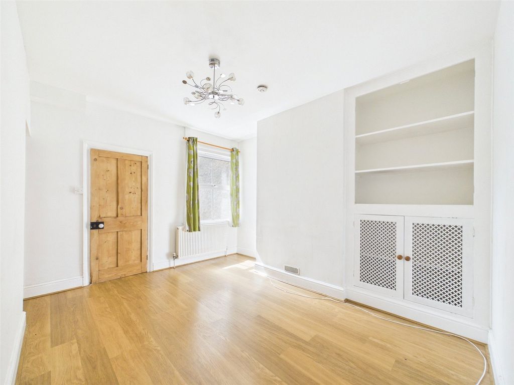 Property photo 3 of 14 Dining Room