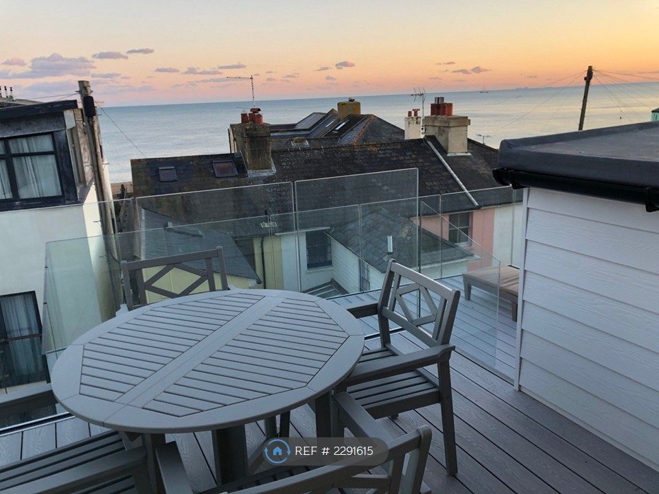 Property photo 1 of 30